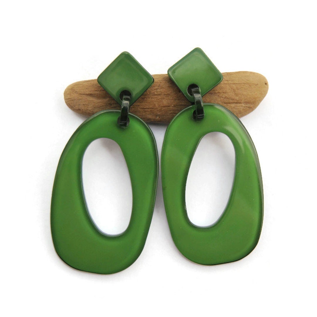 Boucles d'oreilles pendantes vert émeraude, Clip d'oreille en résine ...