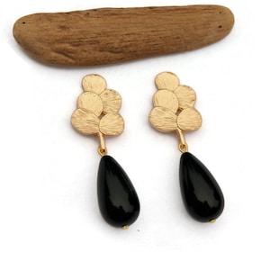 Black and Gold Teardrop Earrings, Clip on Earrings, Statement Black Resin Dangle Earrings, Cottage Chic Vintage Style, Non Pierced Ears