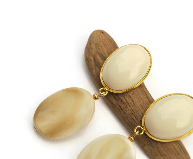 Boucles D'oreilles Vintage XXL Années 80 – Résine Dorée Galvanisée – Bijou Créateur Unique