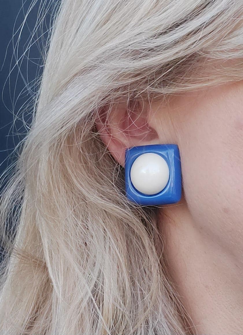Années 1980 Boucles d'oreilles - 2 644 en vente sur
