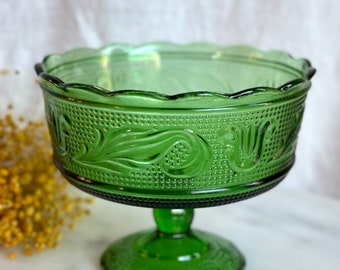 Vintage EO Brody Anthropology Style Green Glass Pedestal Footed Scalloped Edge Emerald Green Charming Floral Crystal Pressed Glass Retro MCM