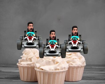 Adornos para cupcakes con fotos de coches de carreras personalizados. Juego de 12 con acabado brillante.