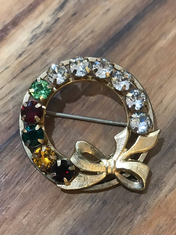 Vintage rhinestone brooch. Wreath colored rhinestones. Etsy