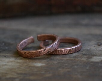 Stackable copper ring band, set of copper ring band, textured copper ring band, small copper ring band, women simple copper rings, ring set