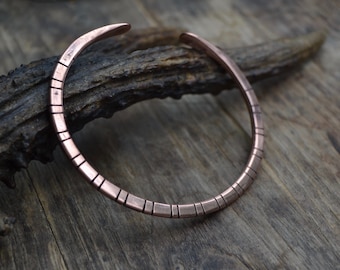 Bracciale di rame maschile, braccialetto rustico da uomo, braccialetto in rame martellato, braccialetto di rame uomo, bracciale di rame maschile, bracciale in rame riciclato, boho