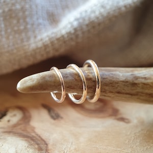 14k round simple nose hoop, 14k gold nose hoop, 14 k solid pure gold nose ring, 14k rose gold nose ring, 16 18 20 gauge solid gold nose ring
