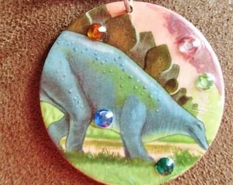 Vintage "DESIGNS from the DEEP" Dinosaur Decoupage on Wood Brooch