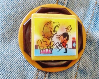 OOAK Lion Tamer Lenticular Brooch