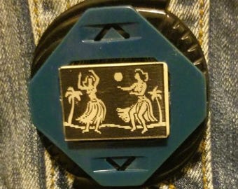 OOAK Brooch Created with Vintage Parts - Hula Girls Lenticular - "Dancing in the Moonlight"