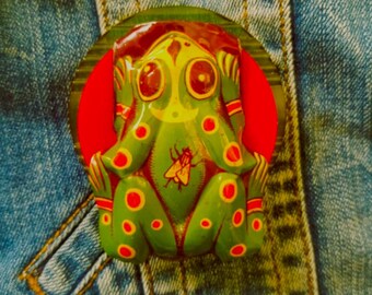 Vintage Tin Frog Clicker Brooch