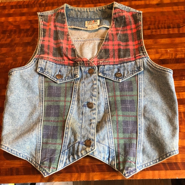 1970s Woman's Vintage Denim and Plaid Fitted Metal Buttons Vest Western Cowboy Hippie Boho Vest by Stefano International Small Medium