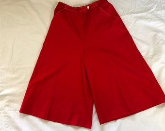 1980s 1990s Women's Vintage Red Cotton High Rise Culottes Gaucho Pants with Pockets Summer Wear by Stonybrook USA Medium Large 30 Waist