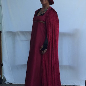 Woman&#39;s Burgundy Costume Medieval, Regency, Queen, Cosplay, Renaissance, SCA, Ren Faire Halloween Mardi Gras Large XLarge #204