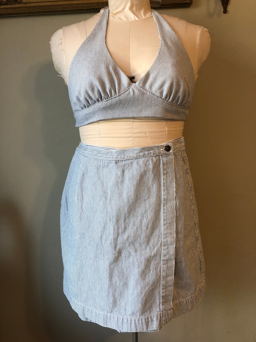 View of Powerful Electric Dirt Bike: The Future of Off-Road Adventure