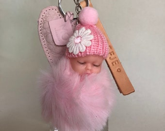 Leren sleutelhanger hartje + grappige baby pompom -personalisatie mogelijk