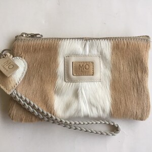 Leren clutch / portemonnee / tasje met vacht voor mobiel, pasjes, geld springbok 2