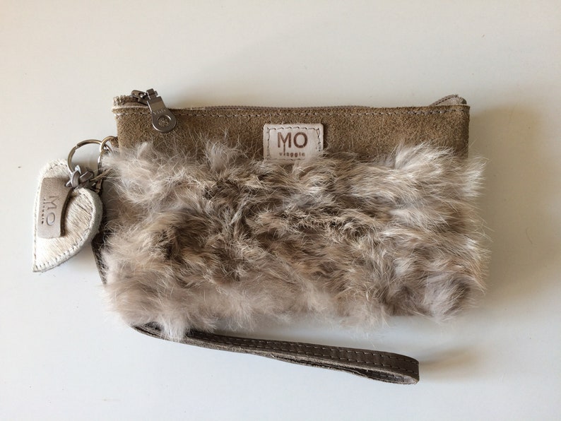 Leren clutch / portemonnee / tasje met vacht voor mobiel, pasjes, geld furry taupe