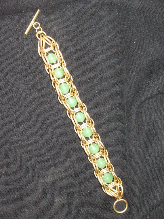 Costume jewelry, Imitation jade and gold like brac