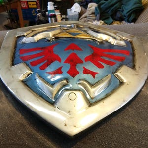 Link's Hylian Shield LifeSized image 3