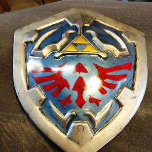 Link's Hylian Shield LifeSized image 5