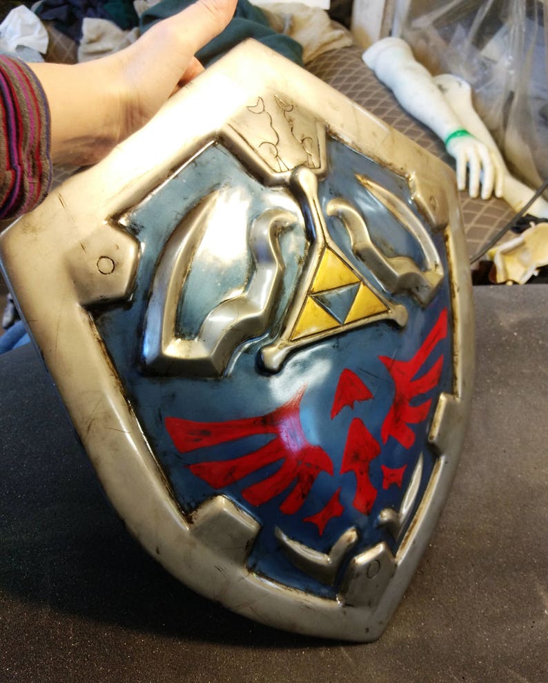 Link's Hylian Shield LifeSized image 2