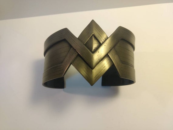 Wonder Woman Tiara, Armband, & Bracers (w/ Optional Wrist
