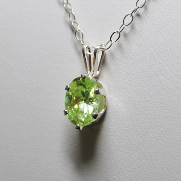 Green Peridot Necklace,August Birthstone,Sterling Silver Chain,8x6mmOvalStone,Bridal Jewelry,Holiday Gift