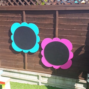 Large flower chalkboard for garden toys, blackboard, daisy, preschool, learning, educational, sensory, EYFS, childrens gifts, birthday,