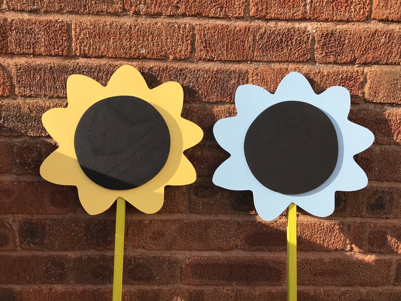 4 X Flower Shaped Outdoor Chalkboards Pastel Shades Garden Etsy UK