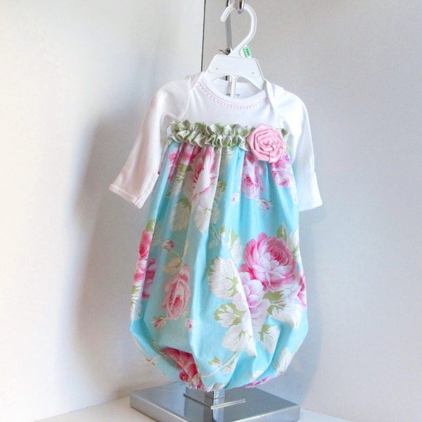 Baby Girl Gown sz NB, Cottage Chic, Blue Floral, Baby Girl Clothes, Baby Girl Clothing, Baby Girl Newborn Clothes, Baby Girl Dress.