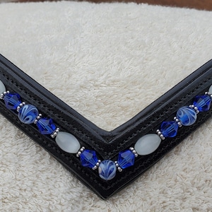Warmblood/Large Horse 17&quot; Size V-shape Dressage Brow Band Black Padded Leather - Blue & White