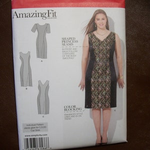 Simplicity 1586 Womens size BB (20W-22W-24W-26W-28W) dress w/individual pattern pieces C/D/DD cup sizes. For slim/average/curvy. NEW pattern