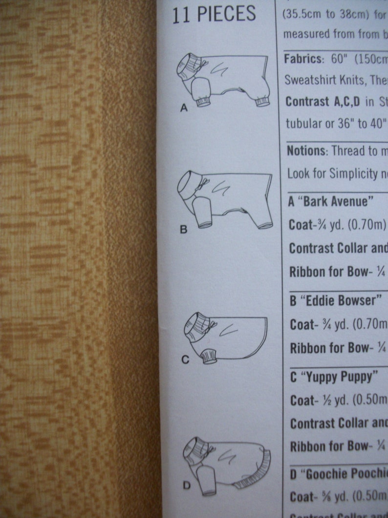 Patron De Couture Simplicity 3939 - Vêtements Pour Chien, 3 Tailles (S, M, L), Collection Holiday 2006, 4 Looks