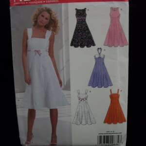 New Look 6589 Size A (8-18) Dress.  Can be dressy or casual