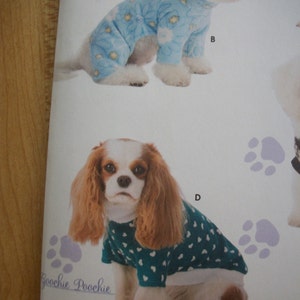 Patron Couture Simplicity 3939 - Vêtements Pour Chien En 3 Tailles A (S, M, L)