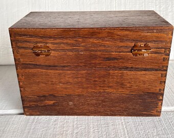 Vintage 1960s Oak Veneer Dovetail Recipe Box by Harry C. Hedberg