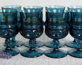 Juego de 8 copas de agua Colony Color Crown Blue King's Crown Riviera Blue con tallo de huella dactilar n.° 77, vidrio vintage.