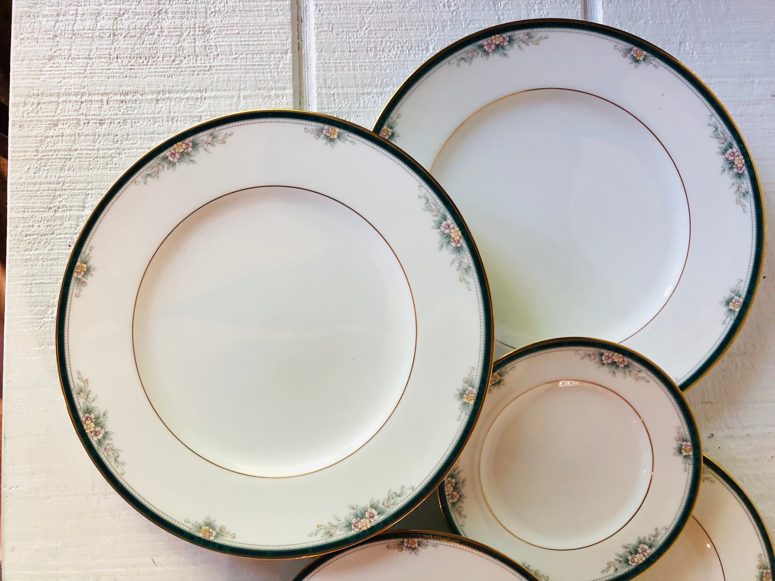5 Pc Noritake LANDON 1990s China 2 Dinner Plates 2 Salad Plates 1