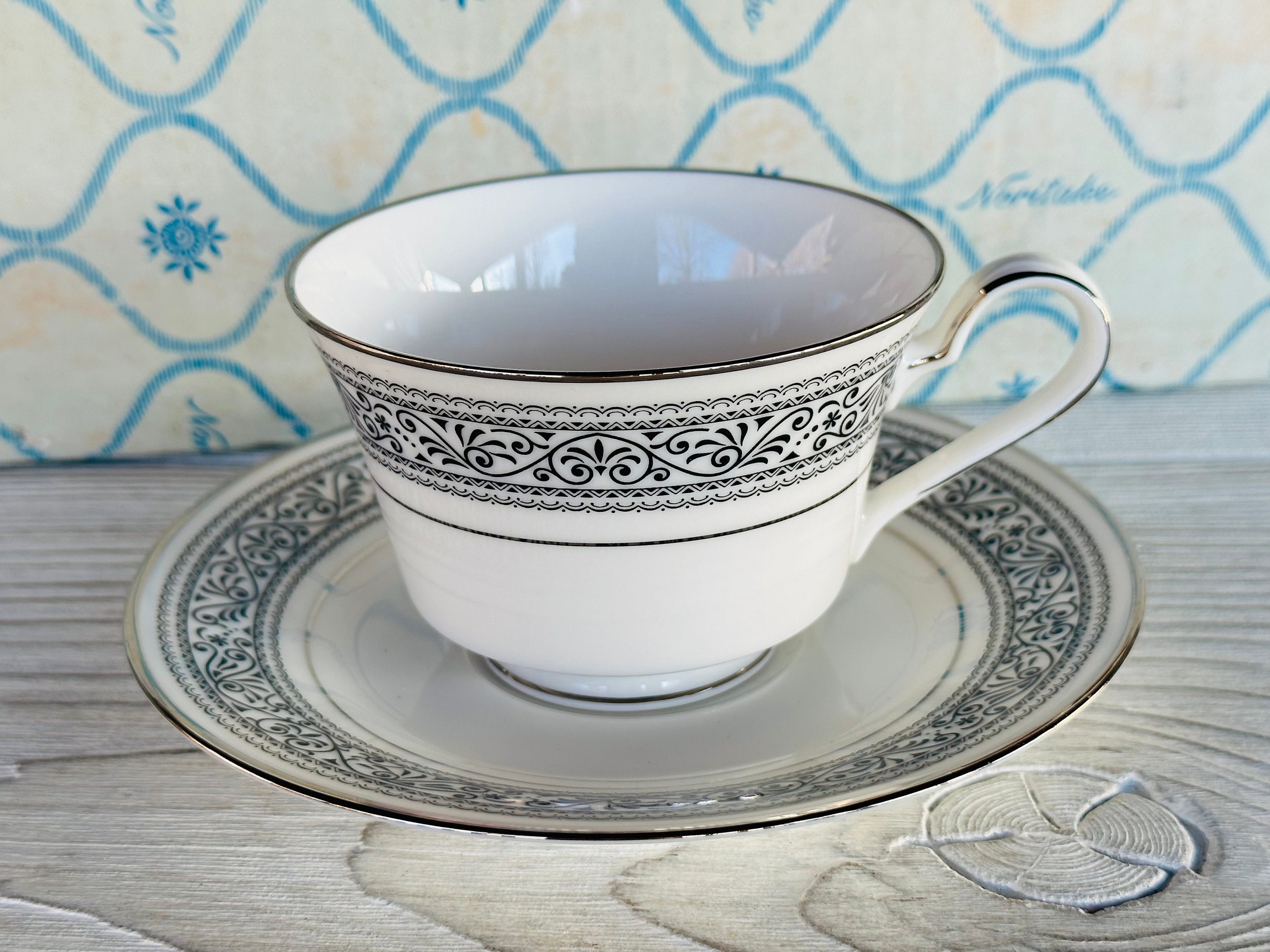 6 NOS Vintage Noritake Prelude Tea Cup Saucer White Black Scroll