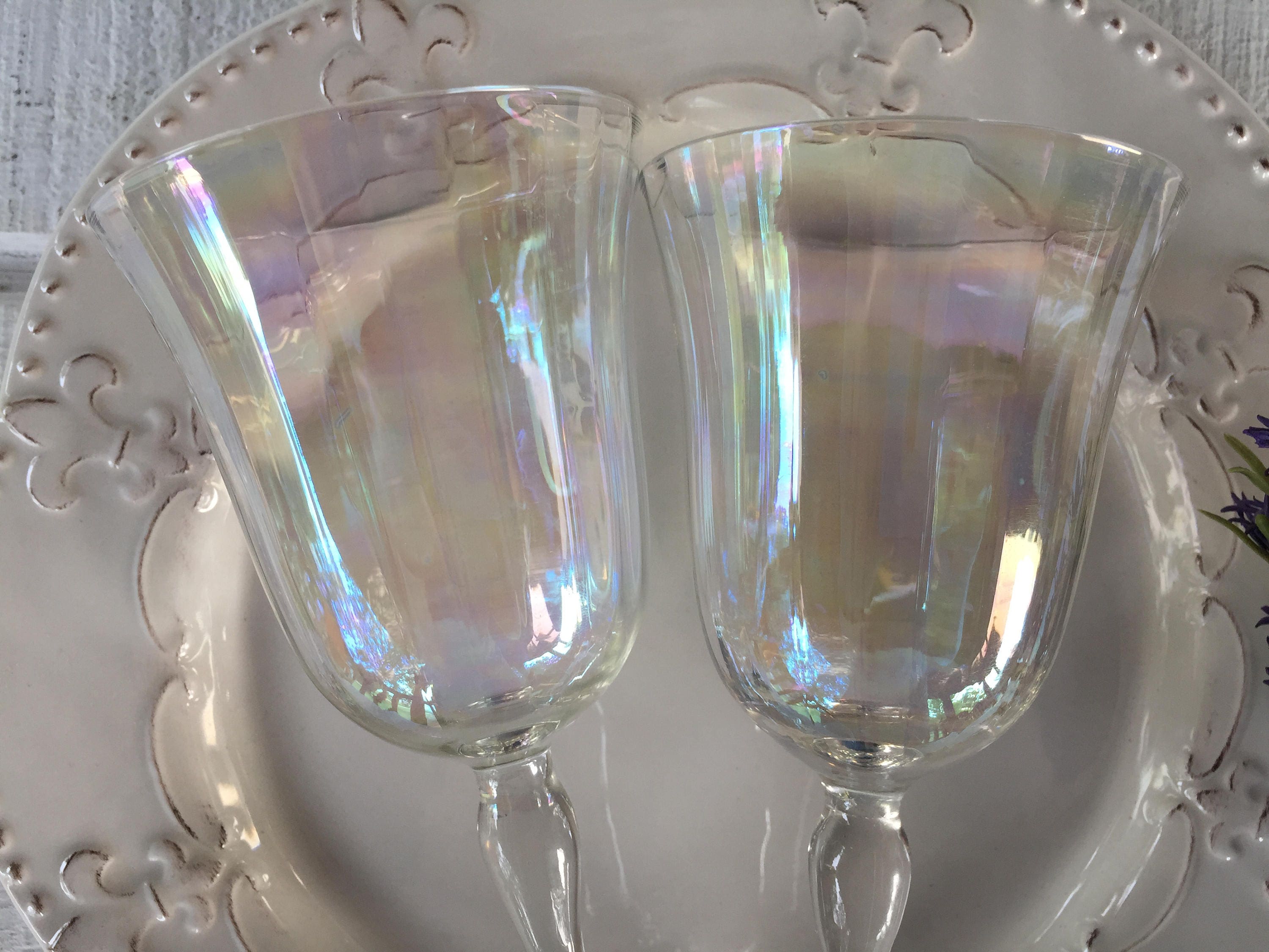 2 Iridescent Wine Glasses 10 Oz Vintage 1960's Iridescent Etsy