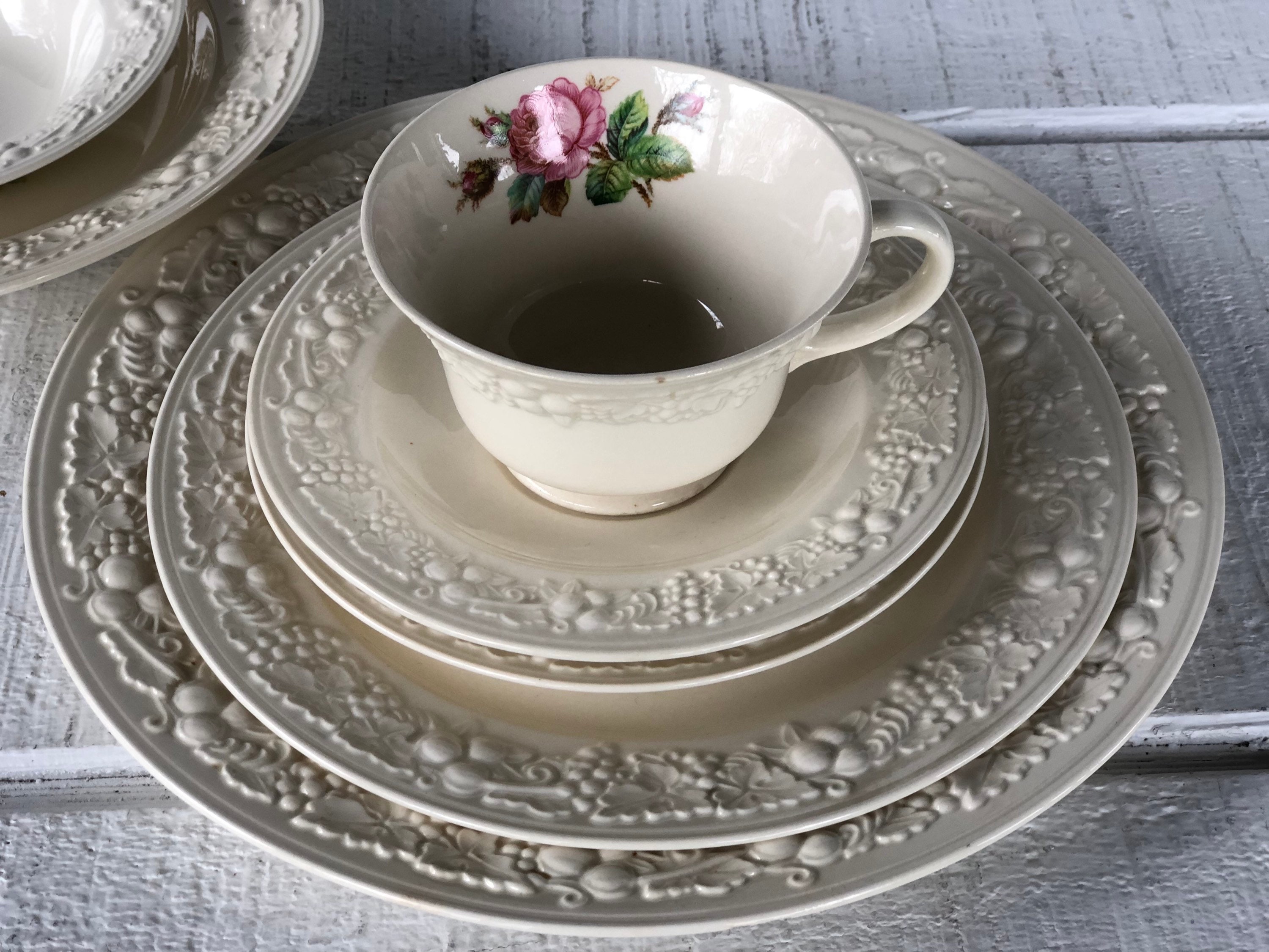 1939 Homer Laughlin Eggshell Theme Serving Pieces, Pink Rose Cream