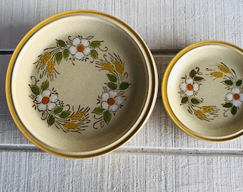 Vintage Stoneware floral dinner salad plate retro Prairie Flower Garden Festival Hearthside stoneware dishes dinnerware 80s 70svreplacements