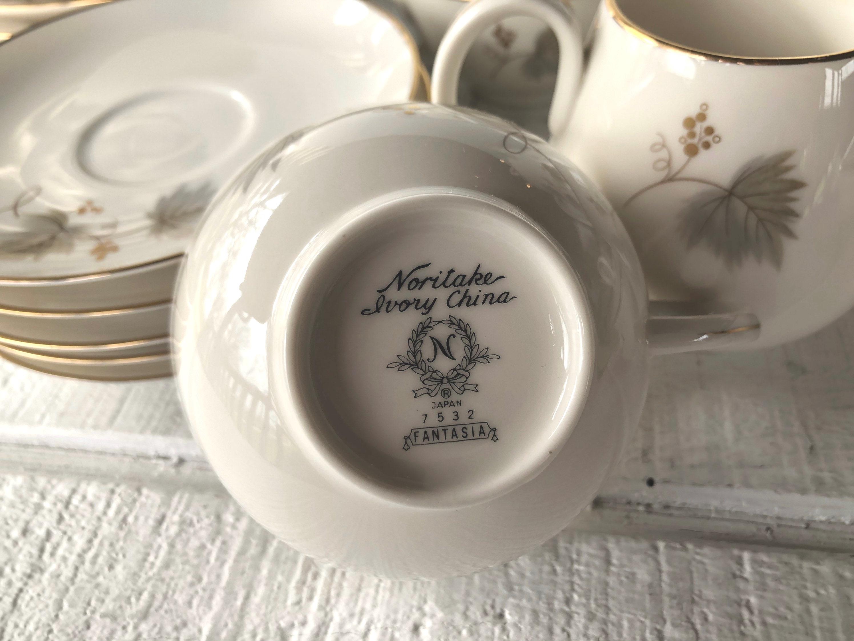 1960s Noritake Fantasia #7532 Ivory China Salad Plate Gold Trim
