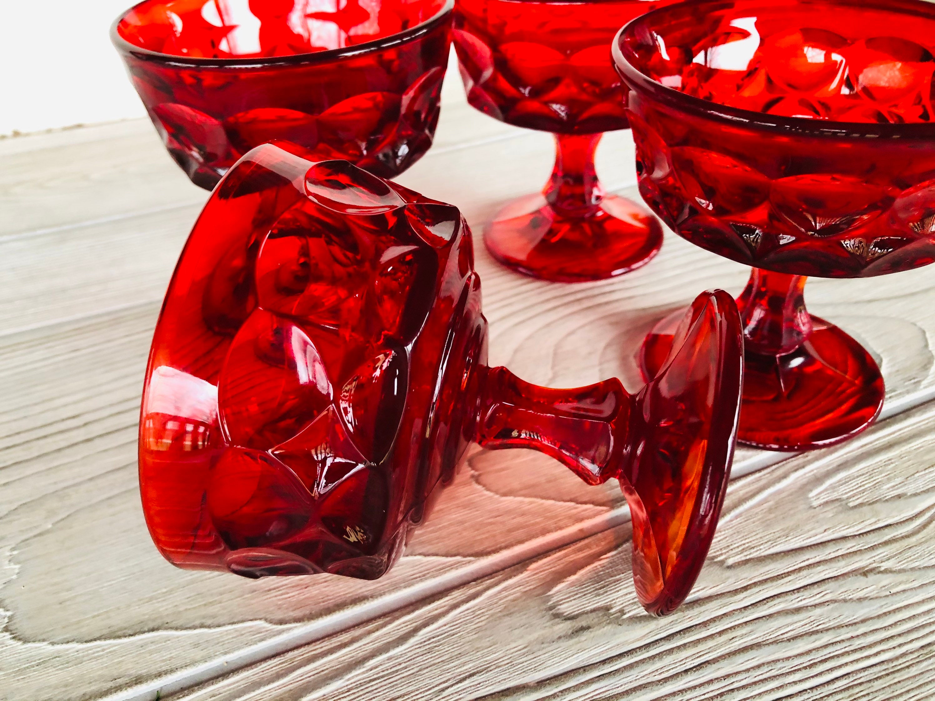 Noritake CRYSTAL ガラス レッド Vintage Noritake Perspective RUBY RED Champagne Glass Footed