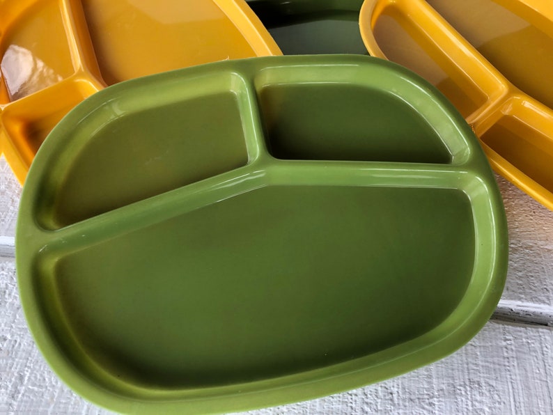 4 vintage BASKETVILLE divided plastic lunch trays Gold avocado Etsy