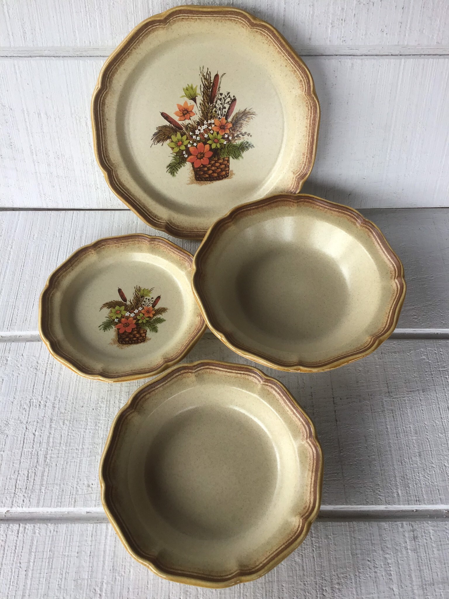 Vintage Mikasa Stoneware Plate: Autumn Song or Whole Wheat Pattern