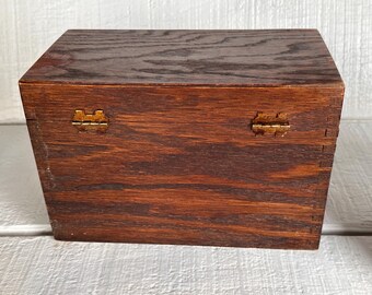 Vintage 1960s Oak Veneer Dovetail Recipe Box by Harry C. Hedberg
