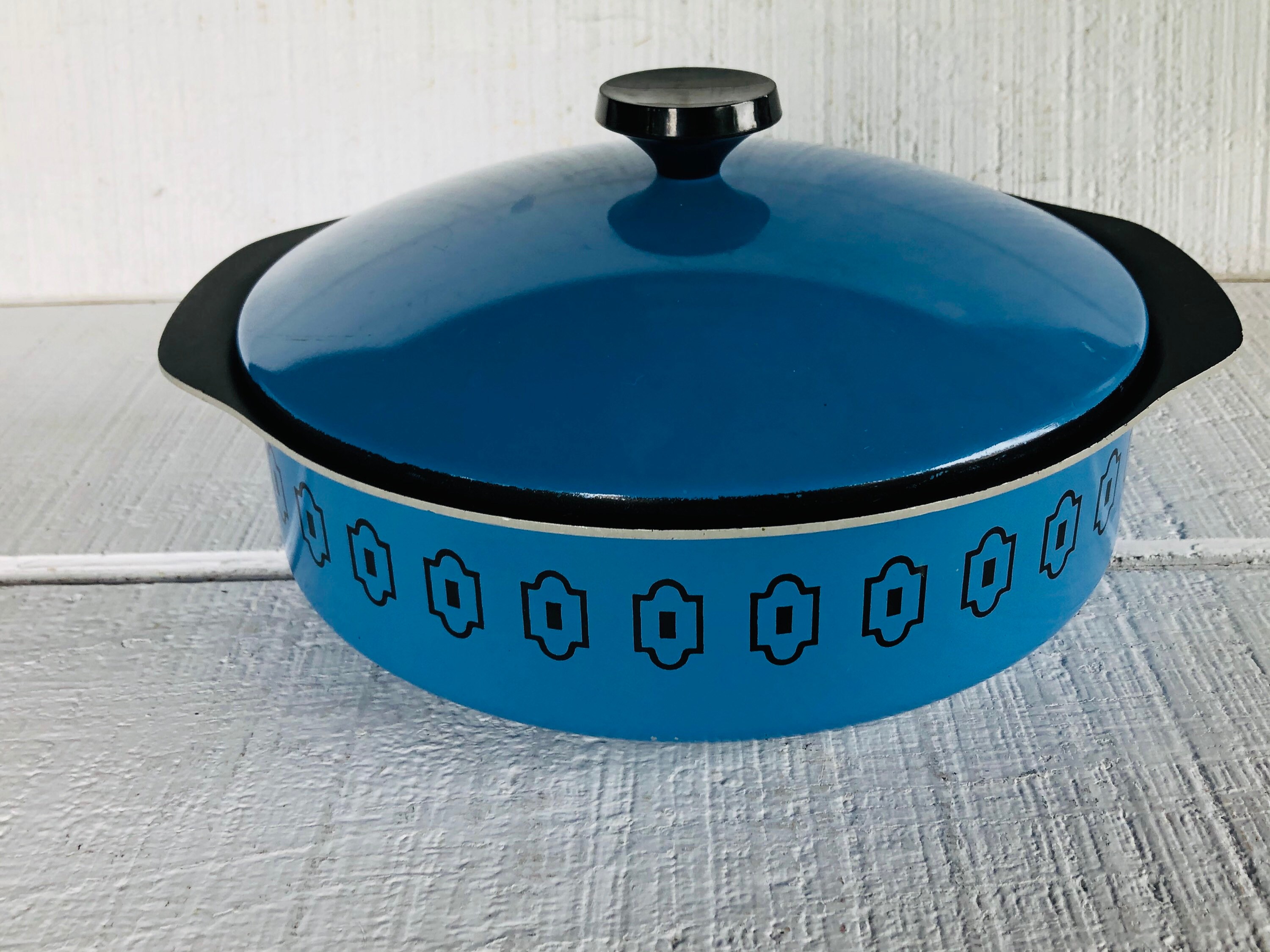 Vintage West Bend Aluminum Covered Casserole Dish R 109 West