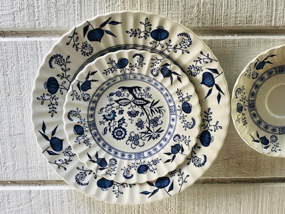 Vintage Blue Nordic Dishes Johnson Bro England J & G Meakin Blue