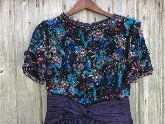 70s 80s Vintage Purple Cocktail Dress Victoria Royal LTD Hong Kong SIZE 8 Beaded Evening Gown Purple Blue Embellishments Vintage Ball Gown